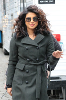 Priyanka Chopra Sweatshirt #3047053