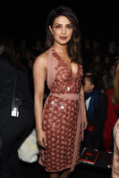 Priyanka Chopra t-shirt #3066327