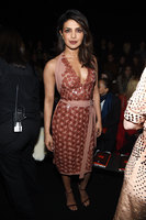 Priyanka Chopra t-shirt #3066351