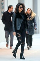 Priyanka Chopra tote bag #G1386455