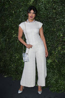 Priyanka Chopra Sweatshirt #3266057