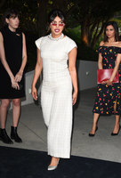 Priyanka Chopra Sweatshirt #3266080