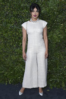 Priyanka Chopra Sweatshirt #3266101