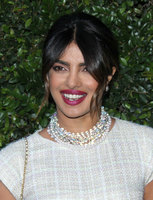 Priyanka Chopra longsleeve t-shirt #3266105