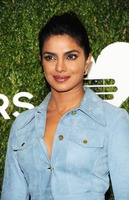 Priyanka Chopra hoodie #3744014