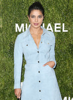 Priyanka Chopra Sweatshirt #3744019