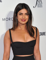 Priyanka Chopra Sweatshirt #3765572