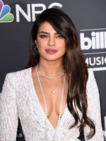 Priyanka Chopra Sweatshirt #3833974