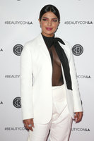 Priyanka Chopra Sweatshirt #3863415