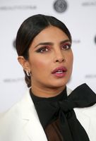 Priyanka Chopra Sweatshirt #3863441