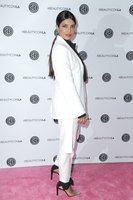 Priyanka Chopra Sweatshirt #3863458
