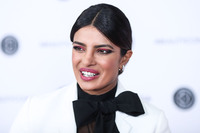 Priyanka Chopra Sweatshirt #3863569