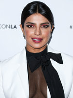 Priyanka Chopra Sweatshirt #3863597