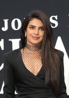 Priyanka Chopra Sweatshirt #3863636