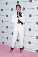 Priyanka Chopra Sweatshirt #3863645