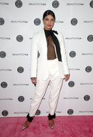 Priyanka Chopra Sweatshirt #3863652
