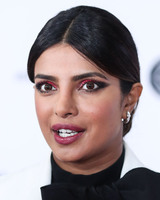 Priyanka Chopra Sweatshirt #3863678