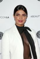 Priyanka Chopra Sweatshirt #3863682