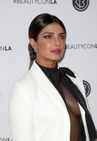 Priyanka Chopra Sweatshirt #3863694