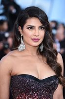 Priyanka Chopra Sweatshirt #3863698