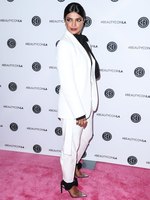 Priyanka Chopra Sweatshirt #3863736