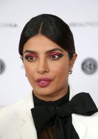 Priyanka Chopra Sweatshirt #3863742