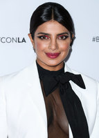 Priyanka Chopra Sweatshirt #3863761