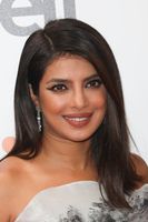 Priyanka Chopra t-shirt #3890200
