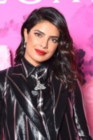Priyanka Chopra Sweatshirt #3890206