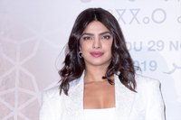 Priyanka Chopra Sweatshirt #3912969
