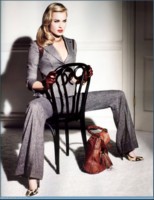 REBECCA ROMIJN mug #G238201