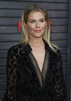 Rachael Taylor Longsleeve T-shirt #3863057