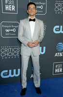 Rami Malek Longsleeve T-shirt #3765465
