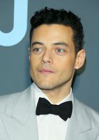 Rami Malek Longsleeve T-shirt #3765473