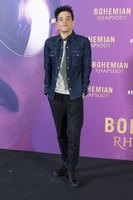 Rami Malek t-shirt #3805553