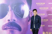 Rami Malek Longsleeve T-shirt #3805555