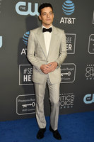 Rami Malek Longsleeve T-shirt #3805559