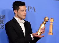 Rami Malek Longsleeve T-shirt #3805570