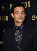 Rami Malek Longsleeve T-shirt #3805673