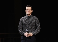 Rami Malek Longsleeve T-shirt #3833852