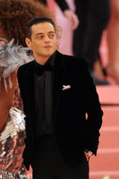 Rami Malek Longsleeve T-shirt #3863411