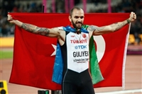 Ramil Guliyev Longsleeve T-shirt #3612889