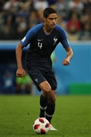 Raphael Varane Longsleeve T-shirt #3462078