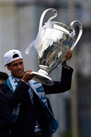 Raphael Varane Longsleeve T-shirt #3462125