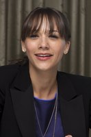 Rashida Jones Longsleeve T-shirt #2258046