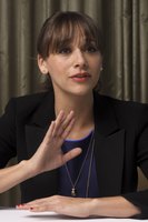 Rashida Jones Longsleeve T-shirt #2258066