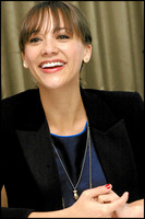 Rashida Jones Longsleeve T-shirt #2292618