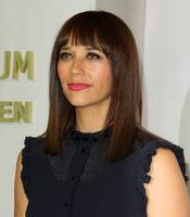 Rashida Jones Longsleeve T-shirt #2790453