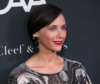 Rashida Jones Longsleeve T-shirt #2790471