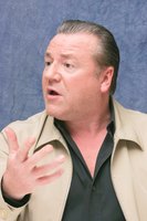 Ray Winstone Sweatshirt #2279553